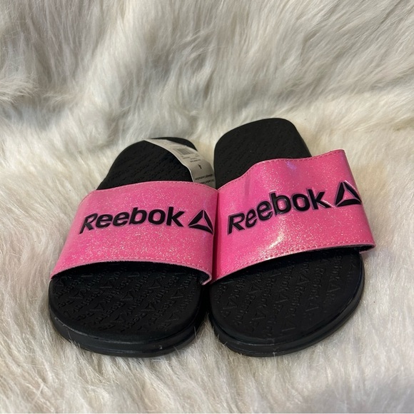 Reebok Slides Girls Size 4 Pink Black Sparkly Glitter Slip On‎ Sandals Shoes - Picture 1 of 5